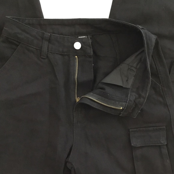 NWT Shein Women’s Cargo Jeans Pants Black Size S - Picture 5 of 8